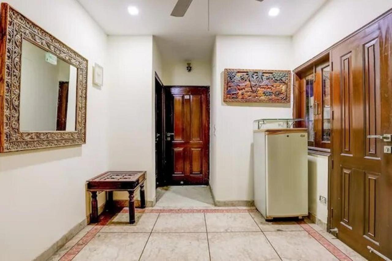 Hotel Livia Residency Yeni Delhi Dış mekan fotoğraf