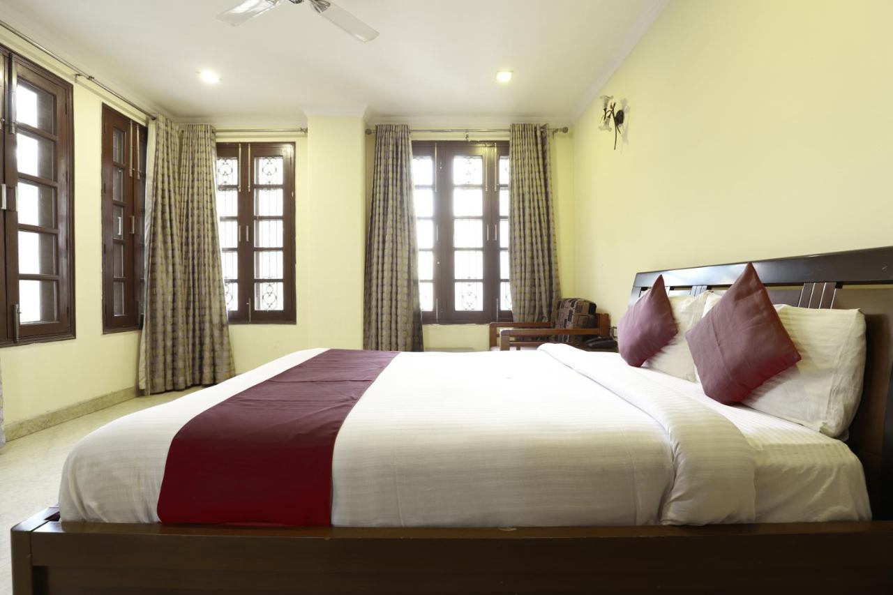 Hotel Livia Residency Yeni Delhi Dış mekan fotoğraf